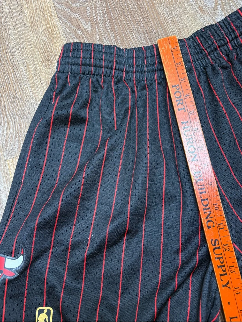 NBA Chicago Bulls Black & Red Pinstripe Athletic Shorts